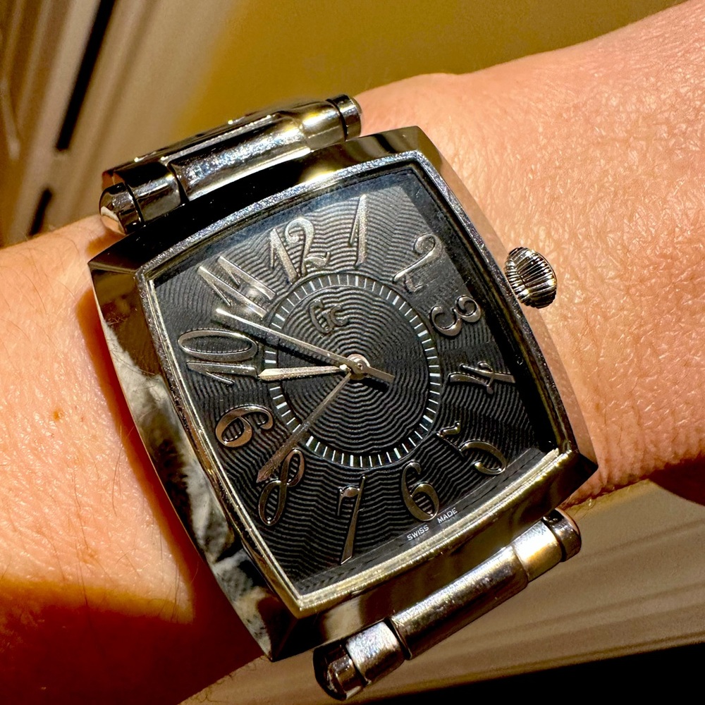 Guess Collection watch - Model GC18500 good condition